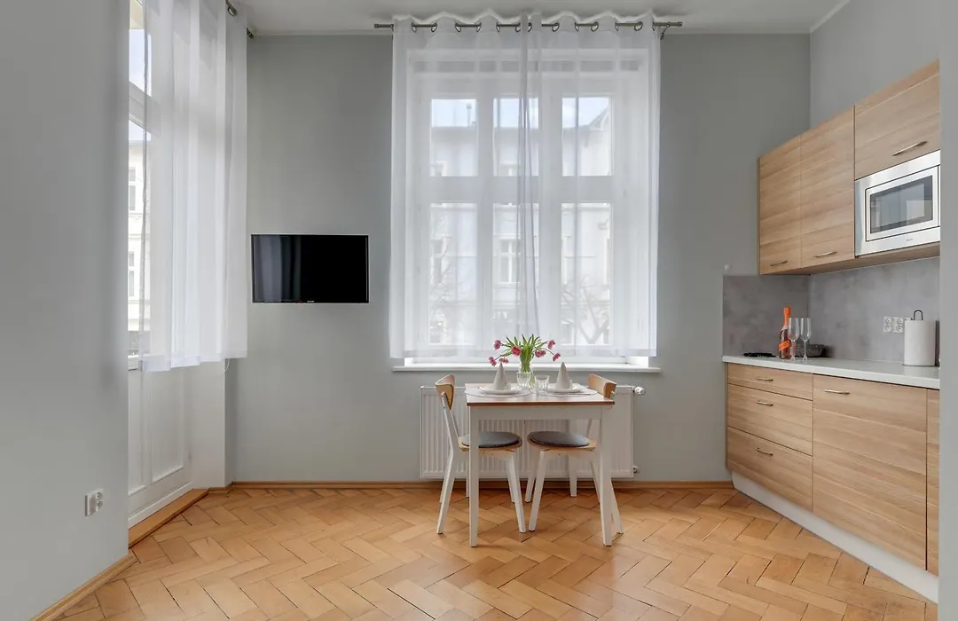 Sopot Host Studio-1